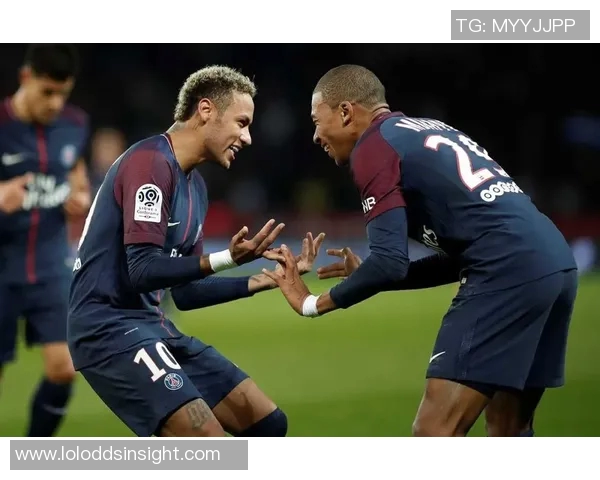 英超激战巴黎圣日耳曼险胜莱比锡神扑瞬间点燃全场激情