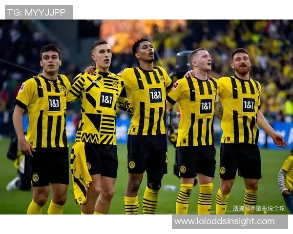 西甲激战：尤文图斯与多特蒙德战平神扑瞬间引发转会热议