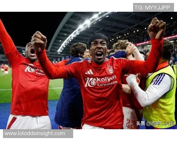 友谊赛精彩回顾里昂逆转曼联红牌争议引发全场热议 友谊赛精彩回顾里昂逆转曼联红牌争议引发全场热议